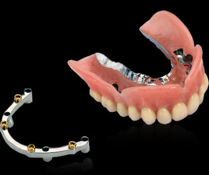 Vattone di titanio macinato per impianti dentali con superficie levigata liscia